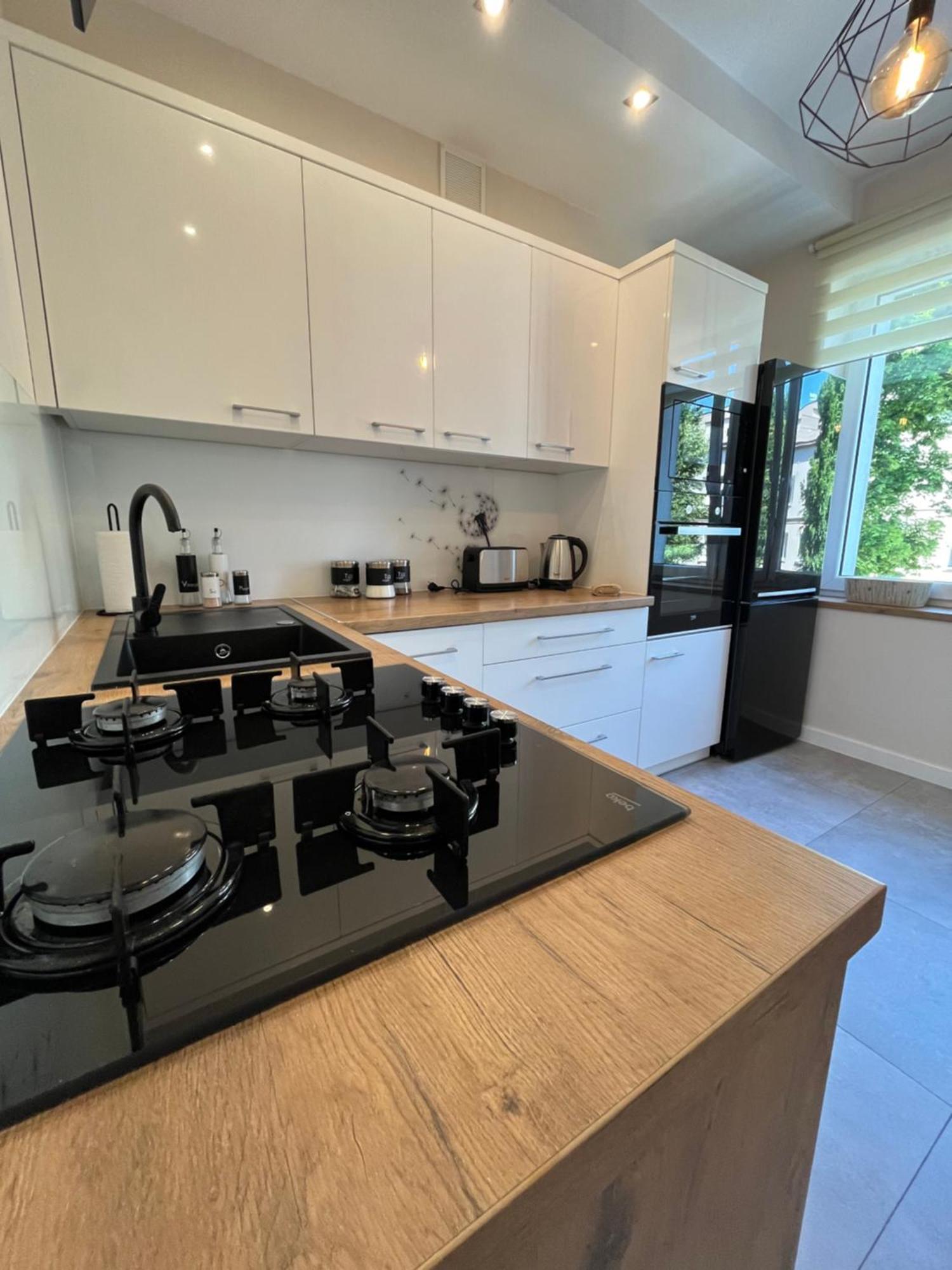 Apartament Sunrise Ченстохова Экстерьер фото